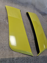 Load image into Gallery viewer, Mustang (15-23) GT Performance Side Scoops - Yellow Peel
