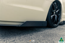 Load image into Gallery viewer, VE Commodore Ute Rear Spats (Pair)
