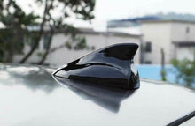 Load image into Gallery viewer, Mustang (15-23) Big Fin Antenna Cover (Black)
